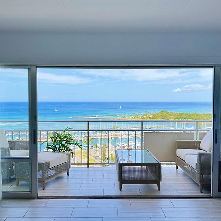 Panoramic Oceanview Resort - Full Kitchen In Each Room, 2 Swimming Pools, Onsite Restaurants, Fireworks Every Friday Honolulu Eksteriør billede