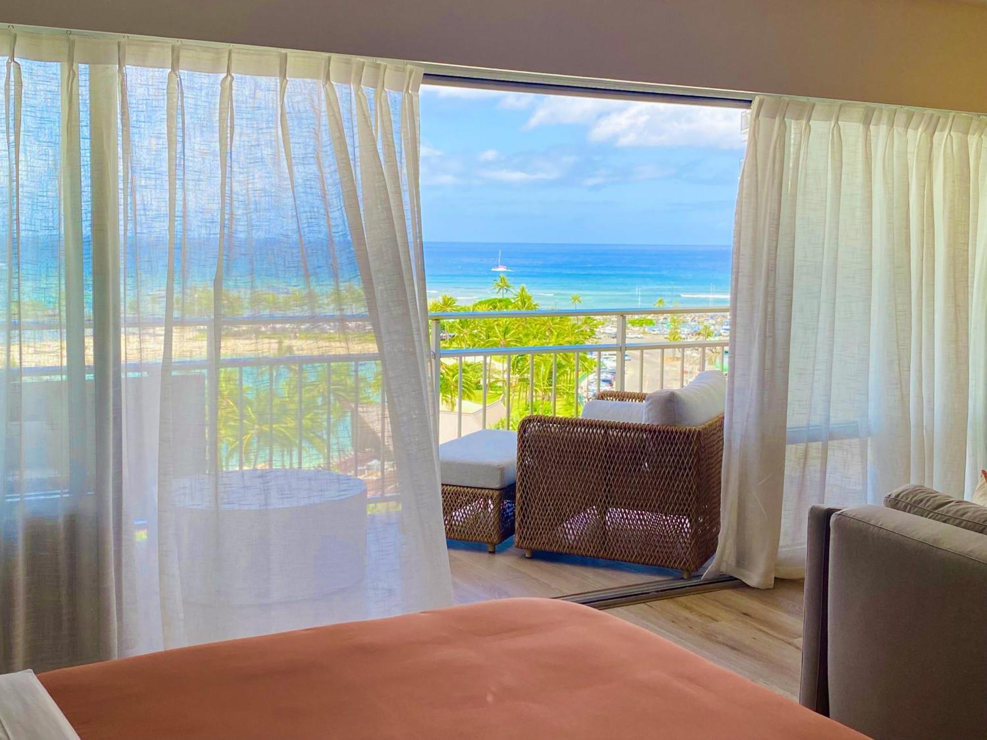 Panoramic Oceanview Resort - Full Kitchen In Each Room, 2 Swimming Pools, Onsite Restaurants, Fireworks Every Friday Honolulu Eksteriør billede