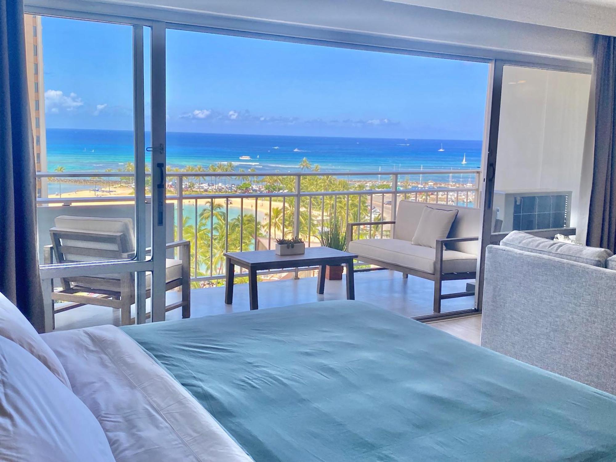 Panoramic Oceanview Resort - Full Kitchen In Each Room, 2 Swimming Pools, Onsite Restaurants, Fireworks Every Friday Honolulu Eksteriør billede