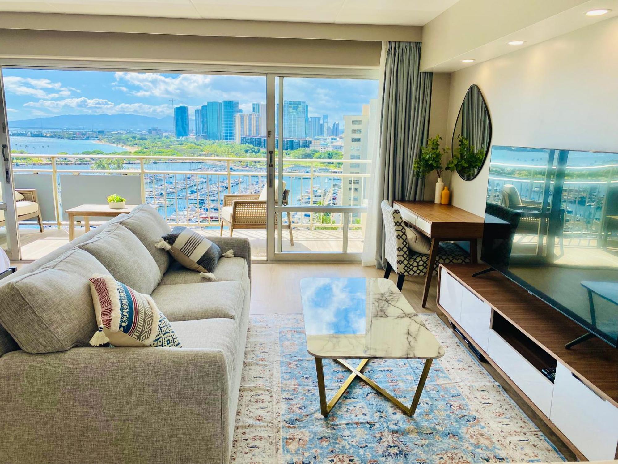 Panoramic Oceanview Resort - Full Kitchen In Each Room, 2 Swimming Pools, Onsite Restaurants, Fireworks Every Friday Honolulu Eksteriør billede