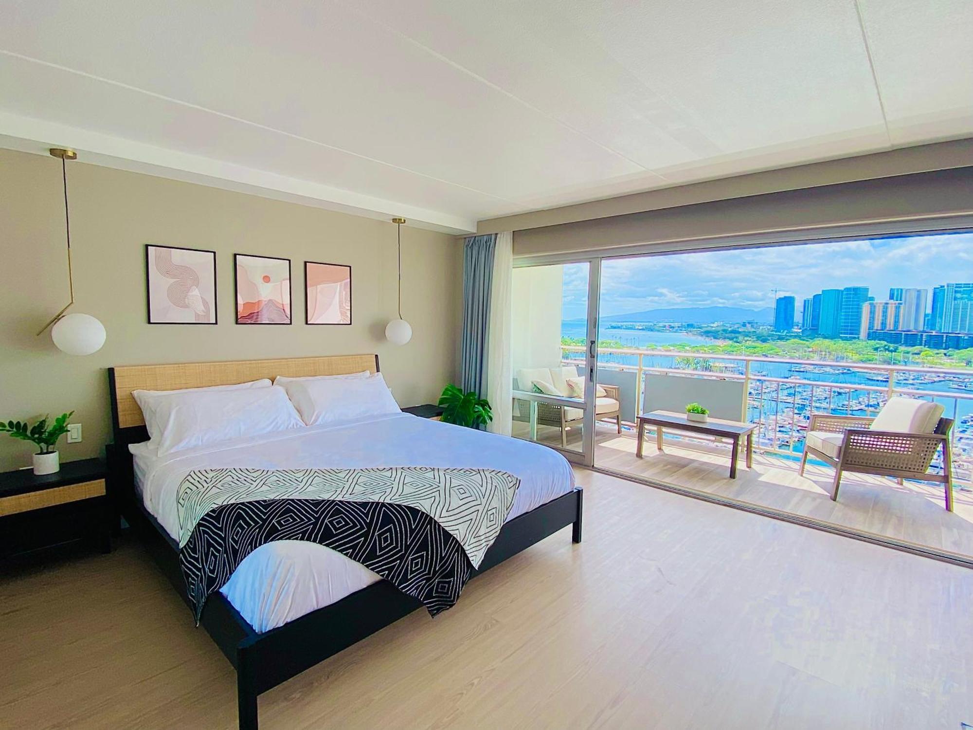 Panoramic Oceanview Resort - Full Kitchen In Each Room, 2 Swimming Pools, Onsite Restaurants, Fireworks Every Friday Honolulu Eksteriør billede