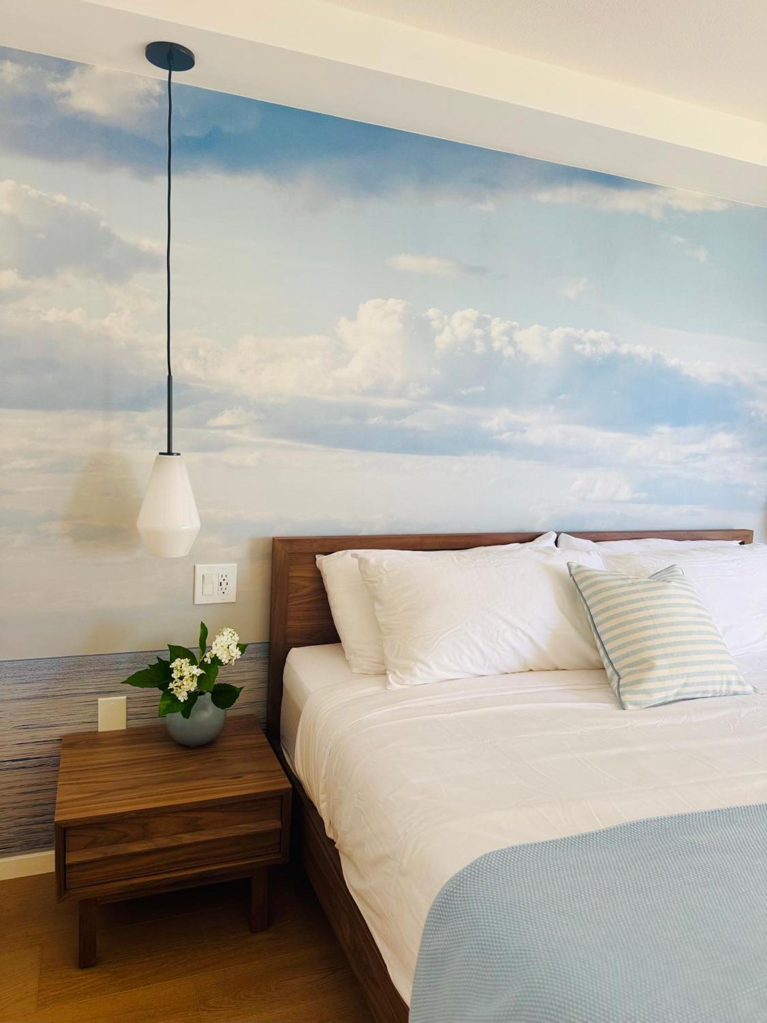 Panoramic Oceanview Resort - Full Kitchen In Each Room, 2 Swimming Pools, Onsite Restaurants, Fireworks Every Friday Honolulu Eksteriør billede